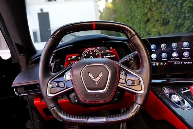 Chevrolet Corvette C8 Z06 — photo 10