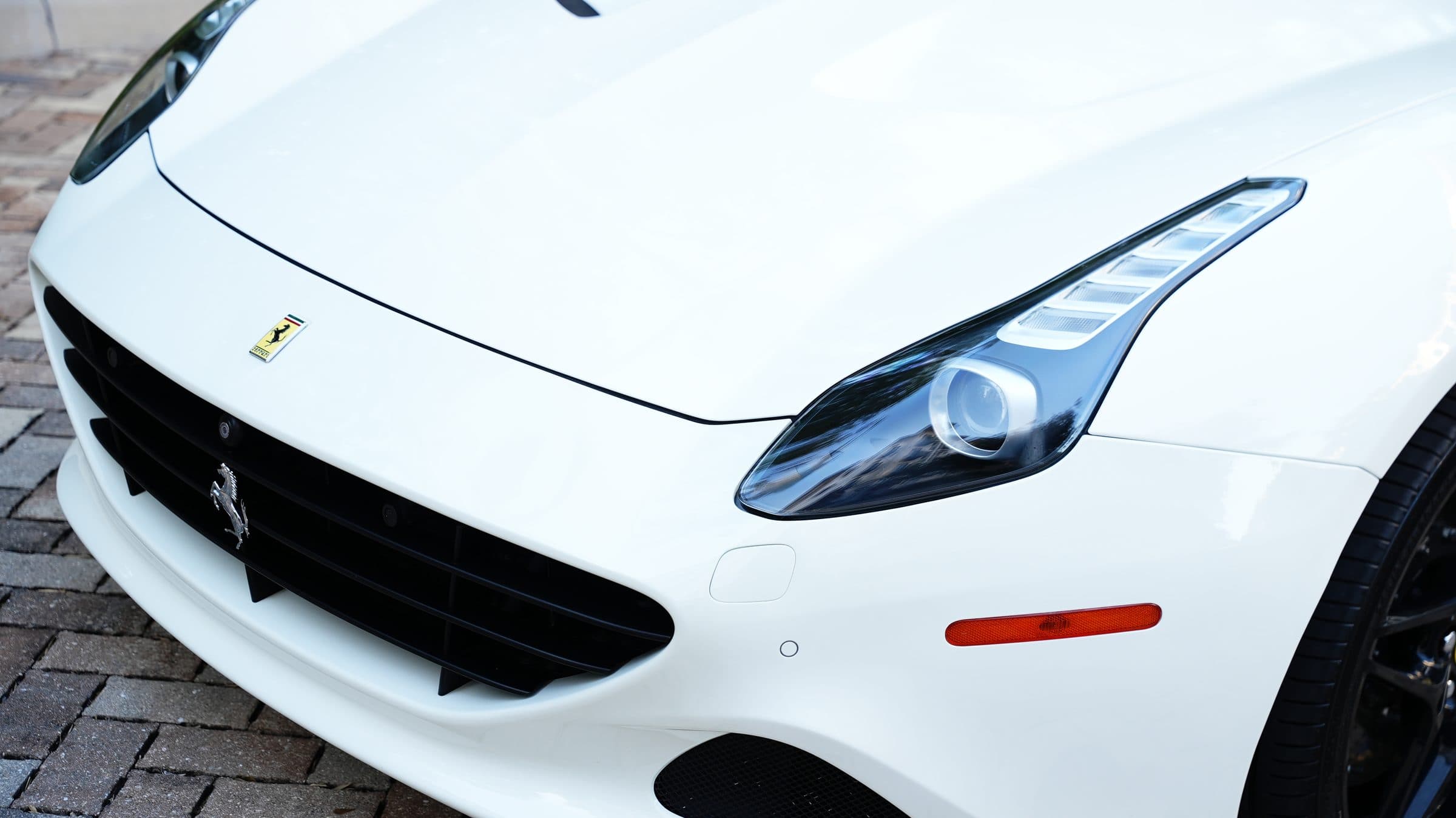 Ferrari California T — photo 8