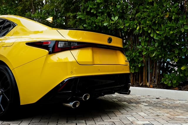 Lexus IS 500 F Sport — photo 8
