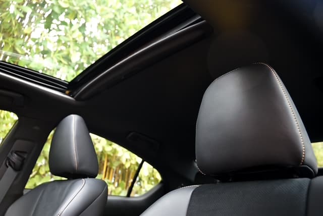 Lexus IS 500 F Sport — photo 16