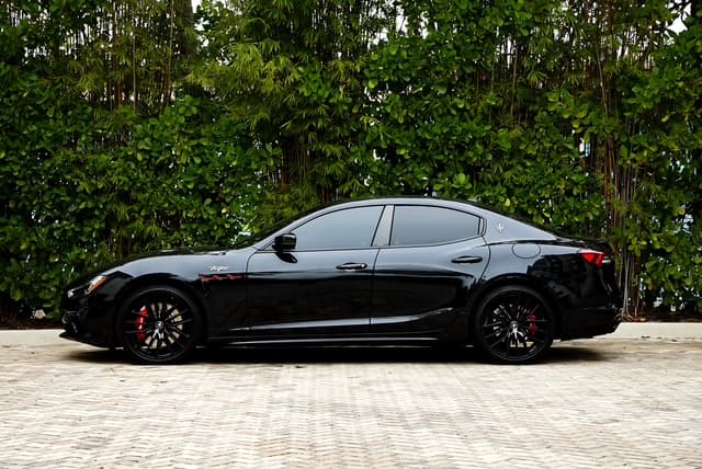 Maserati Ghibli Trofeo — photo 2
