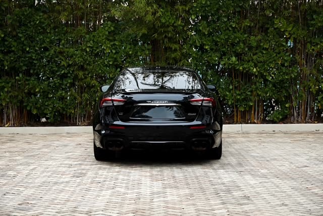 Maserati Ghibli Trofeo — photo 9