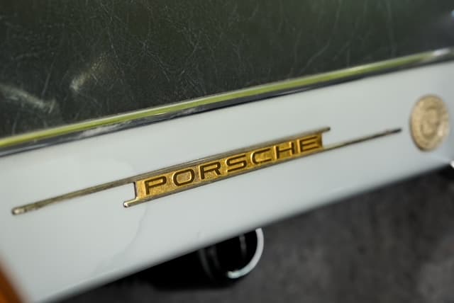 Porsche 356 Speedster — photo 11