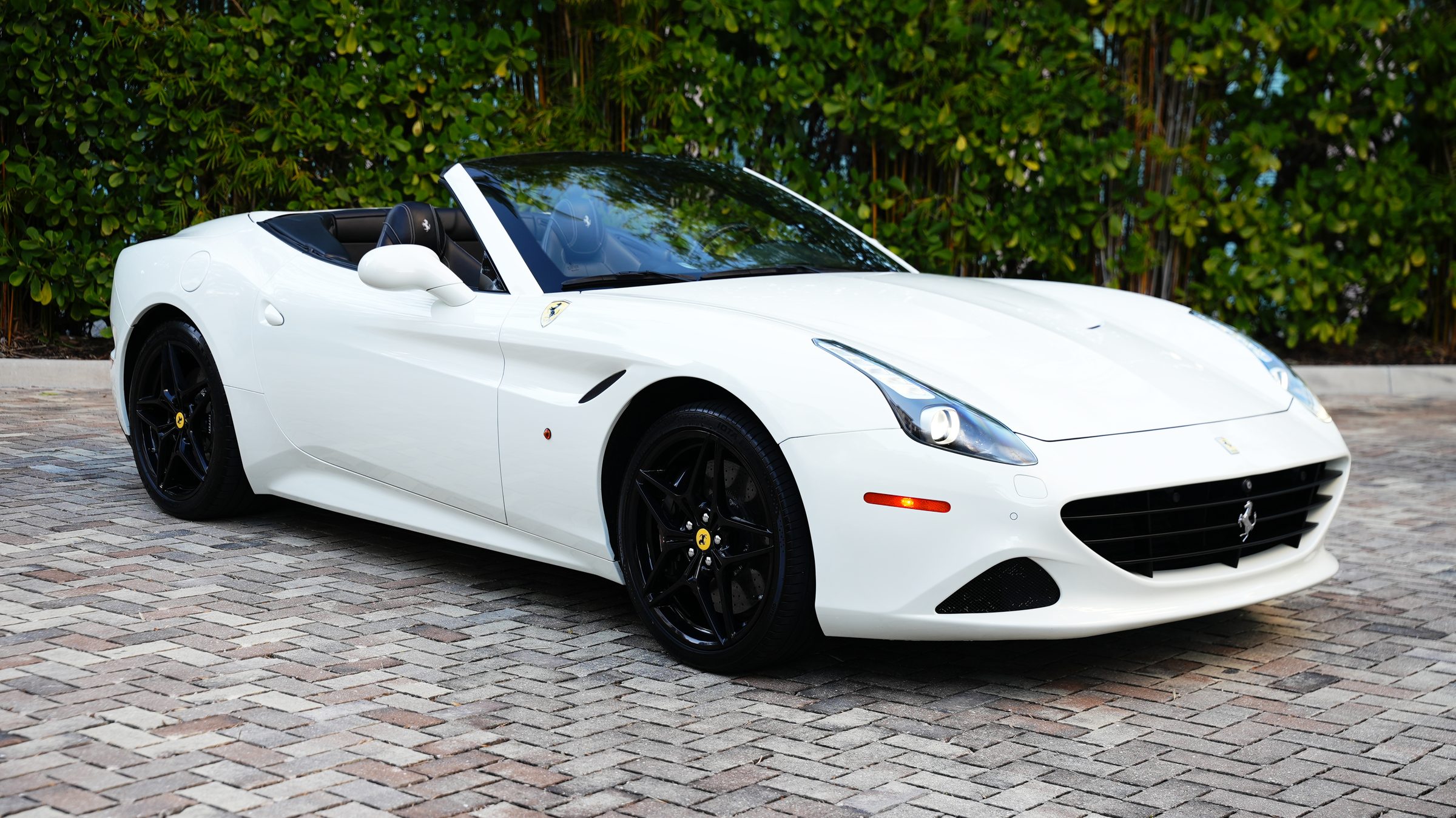 Ferrari California T
